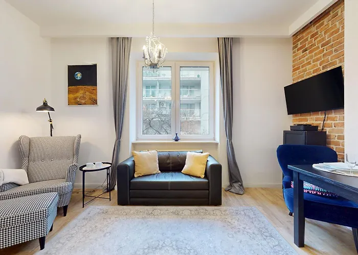 Eclipse Metro Wierzbno Mokotow *